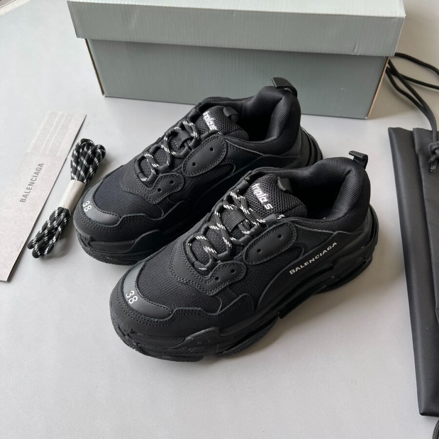 Balenciaga Triple S