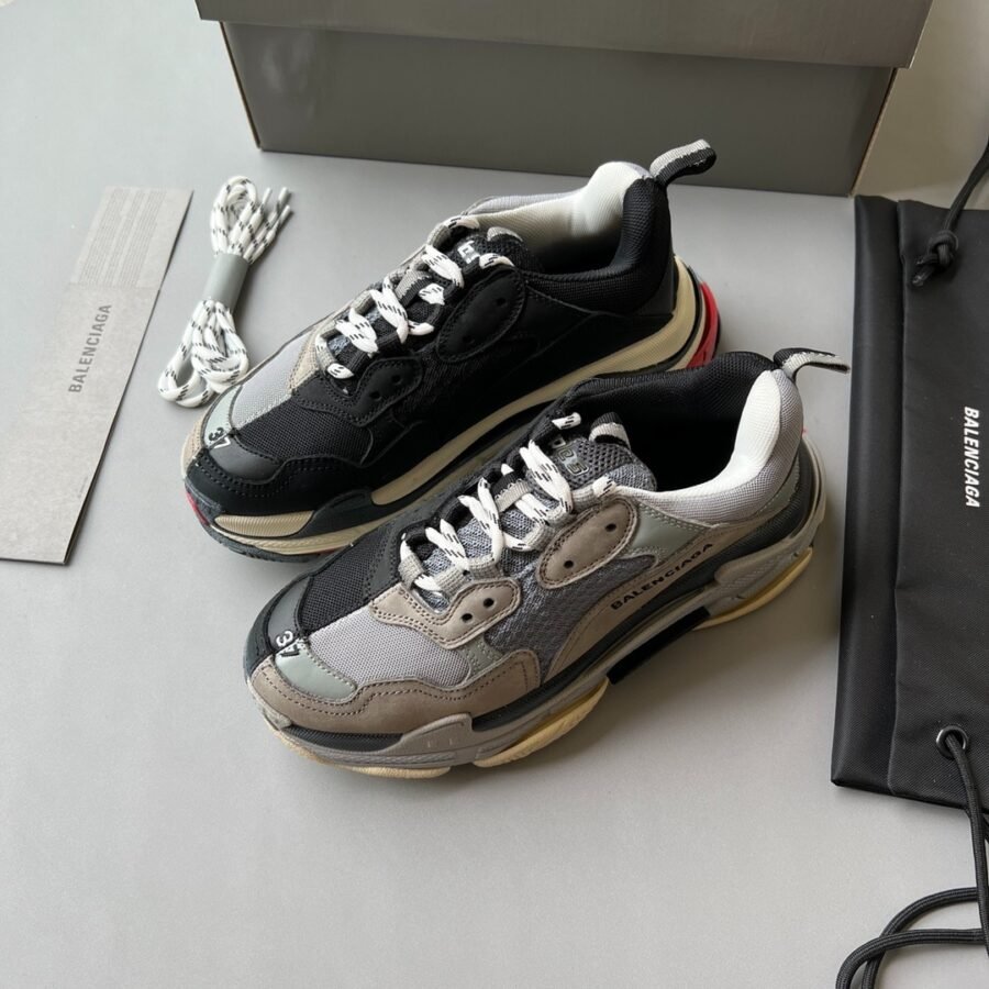 Balenciaga Triple S