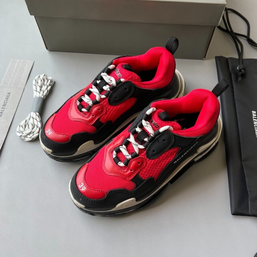 Balenciaga Triple S