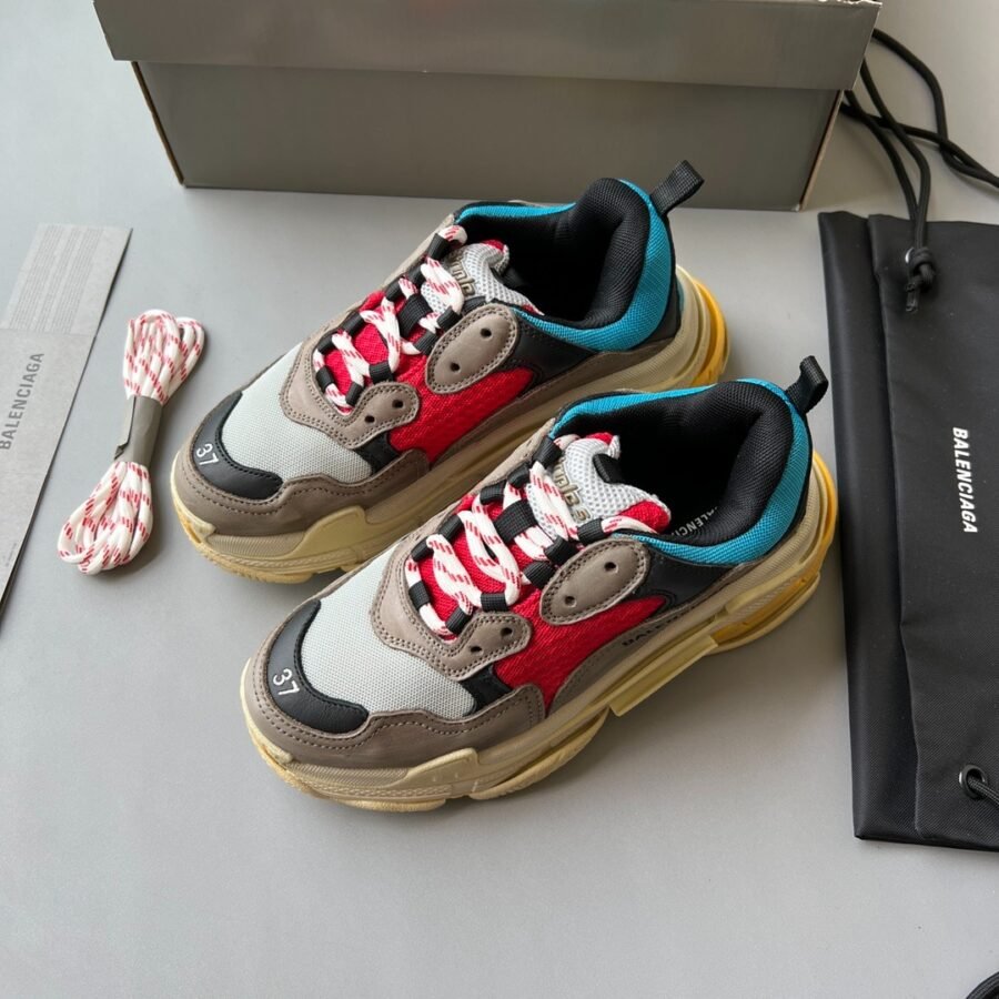 Balenciaga Triple S