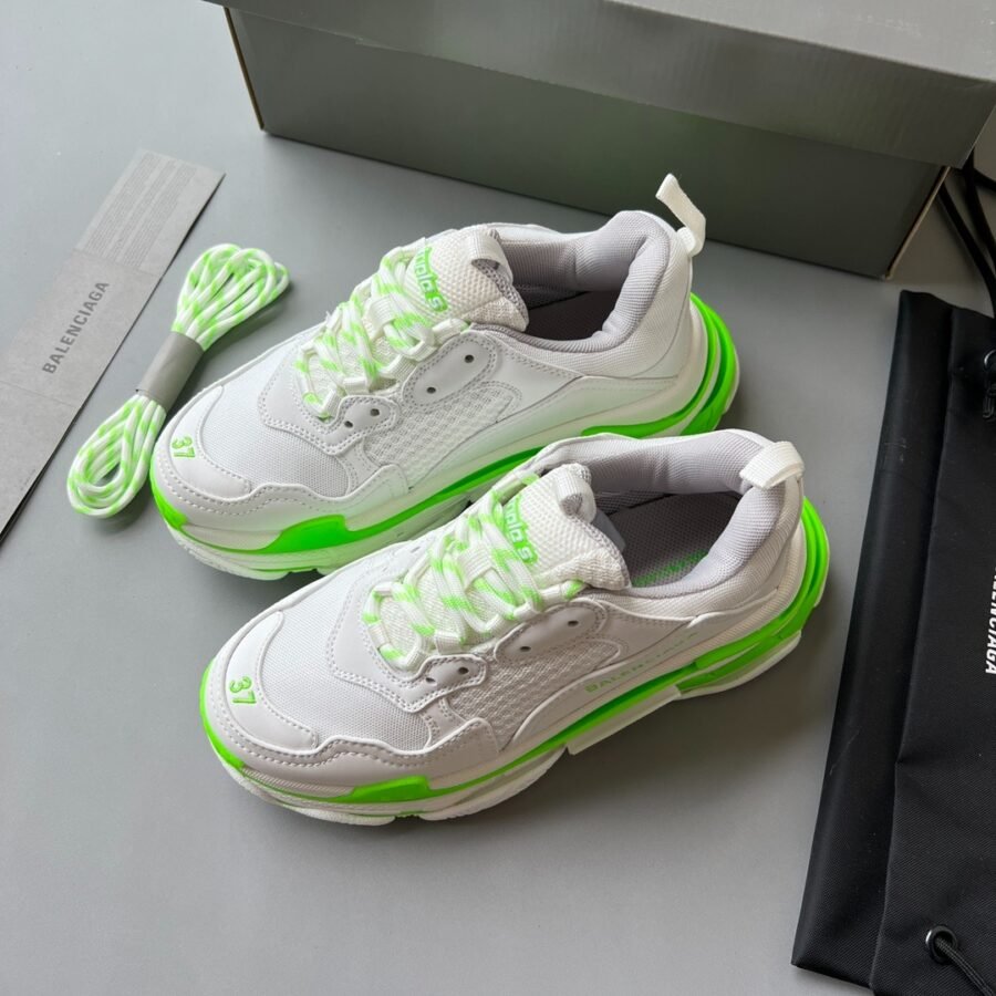 Balenciaga Triple S
