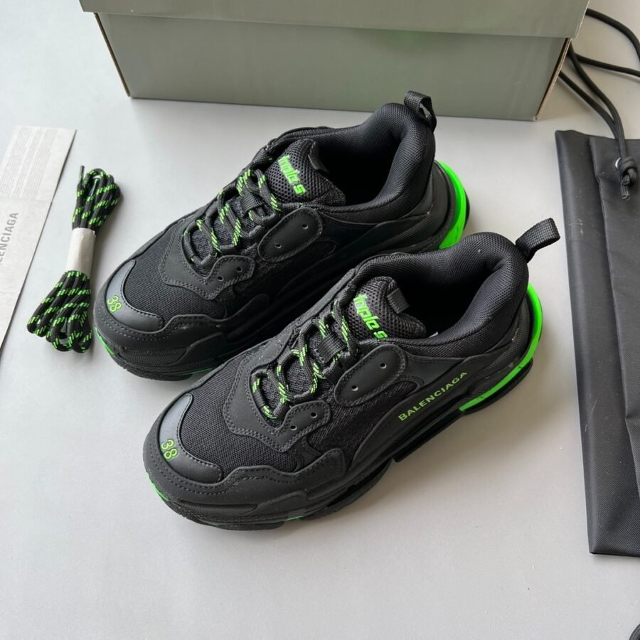 Balenciaga Triple S