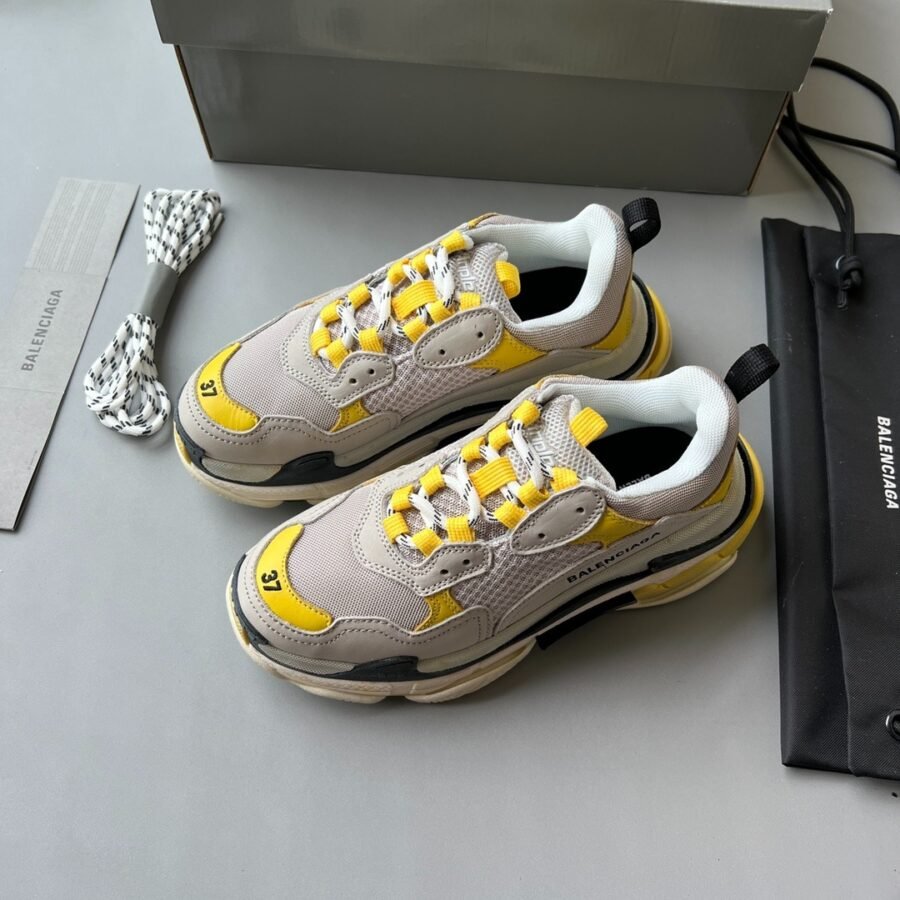 Balenciaga Triple S