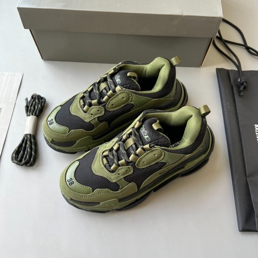 Balenciaga Triple S