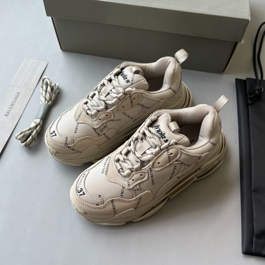 Balenciaga Triple S