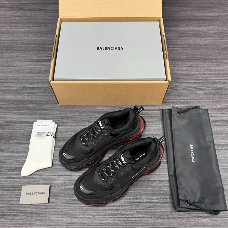 Balenciaga Triple S