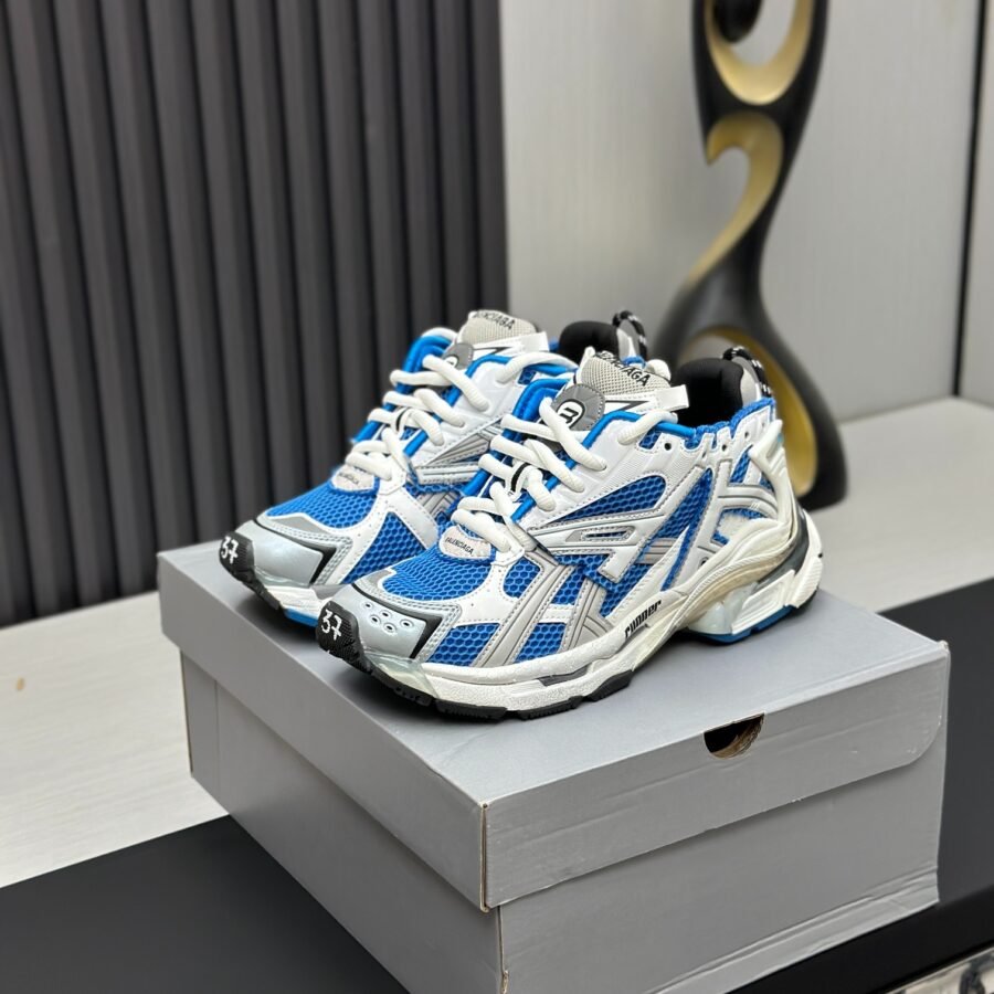 Balenciaga Runner