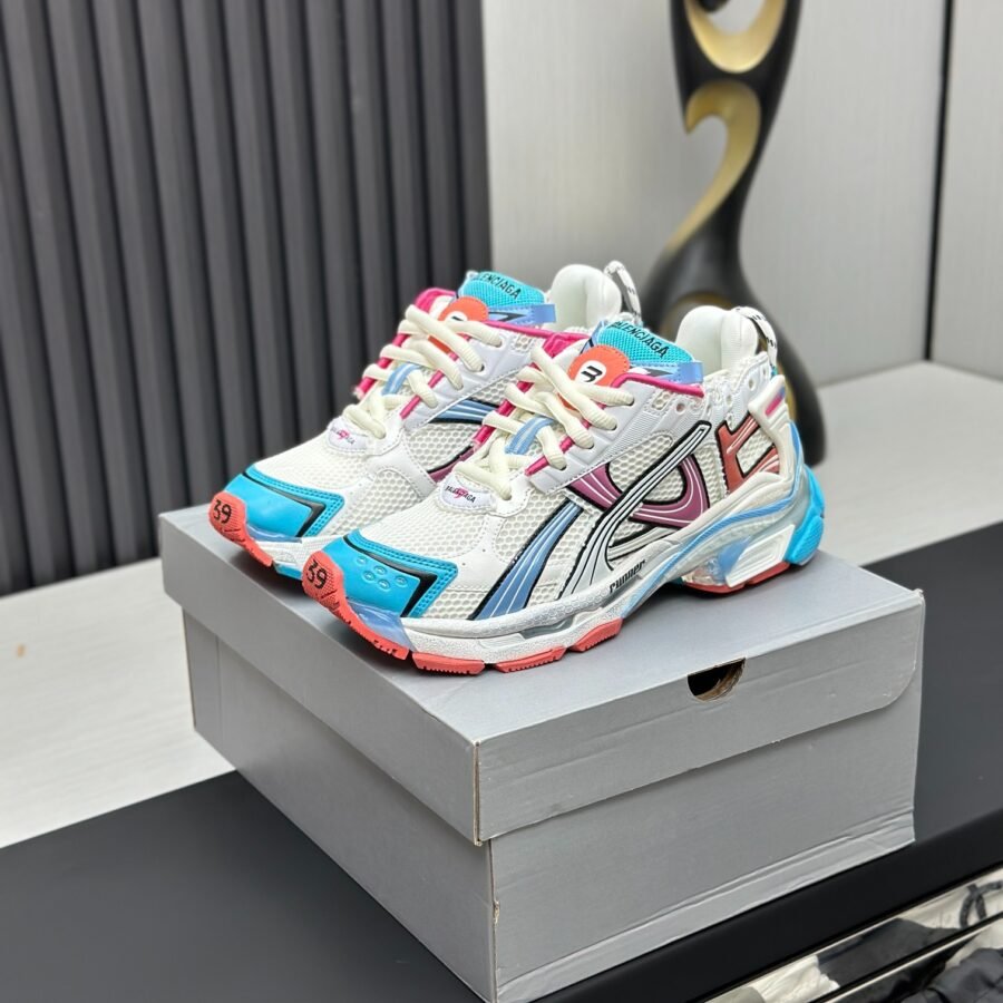 Balenciaga Runner