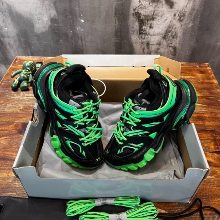 imgi_3_i1662196026_7581_1.jpg imgi_3_i1662196026_7581_1.jpg