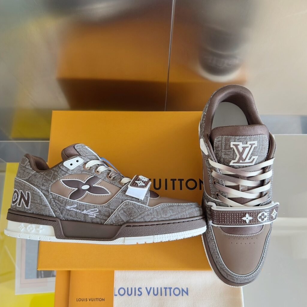 LV Trainer Sneaker