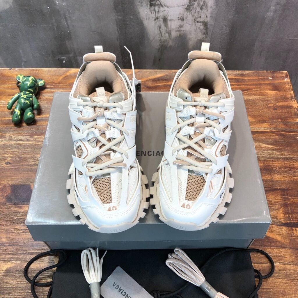 Balenciaga Track