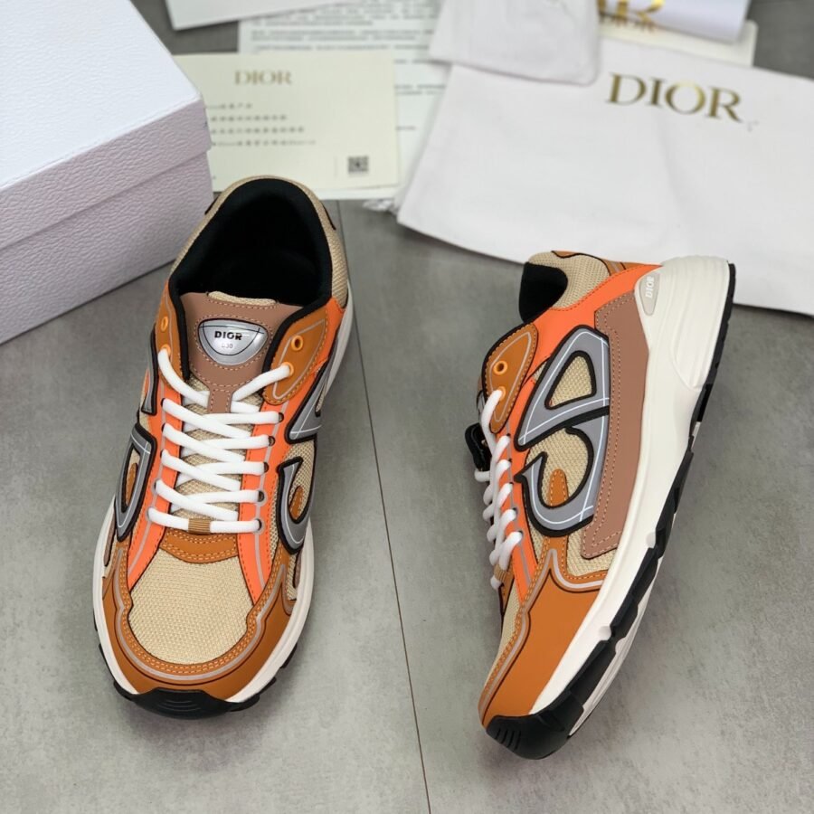 Christian Dior B30