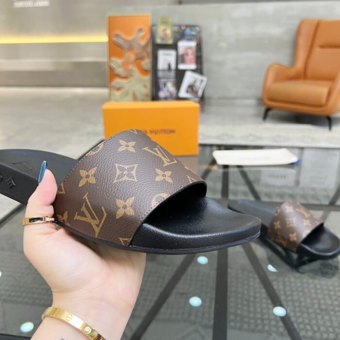 imgi_6_i1681558275_8045_4.jpg imgi_6_i1681558275_8045_4.jpg