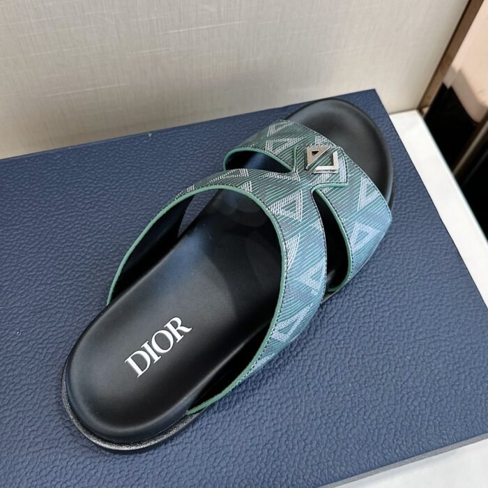 imgi_7_i1685721577_8344_5.jpg imgi_7_i1685721577_8344_5.jpg