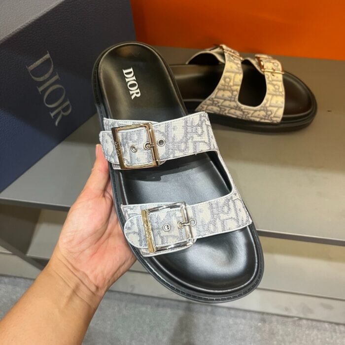 imgi_7_i1747714447649_7637_0_5.jpg imgi_7_i1747714447649_7637_0_5.jpg