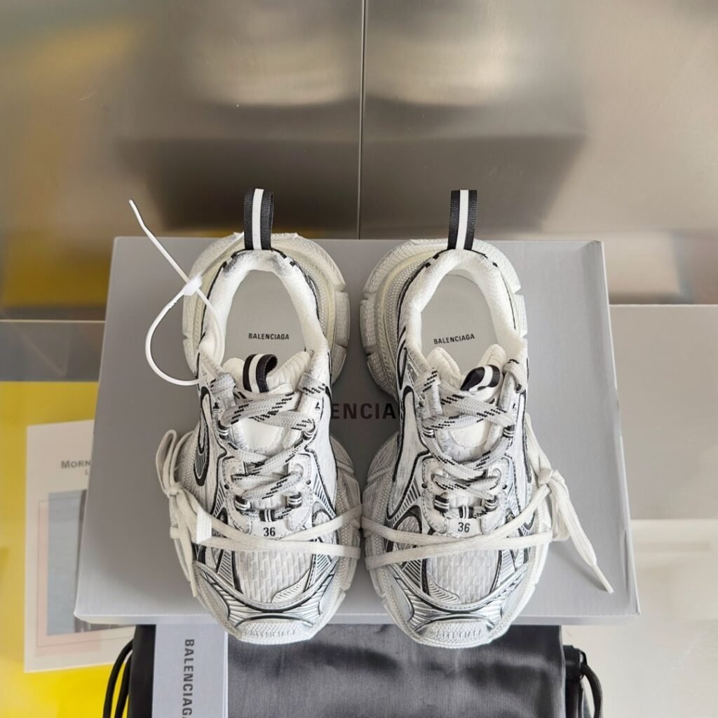 Balenciaga 3XL