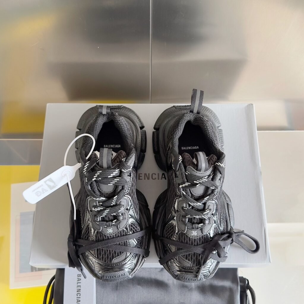 Balenciaga 3XL