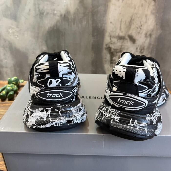 imgi_9_i1688991969_9467_7.jpg imgi_9_i1688991969_9467_7.jpg