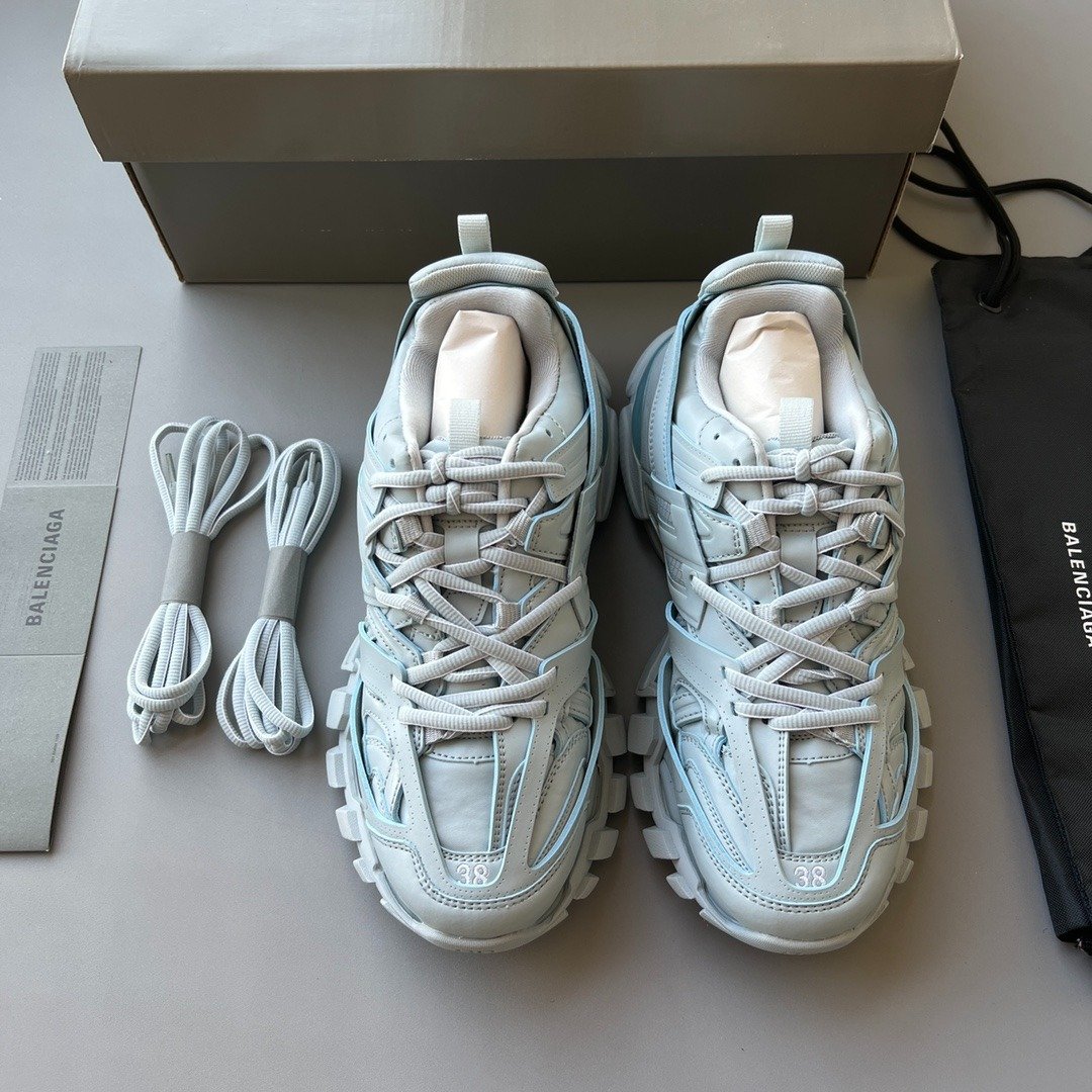 Track Sneaker