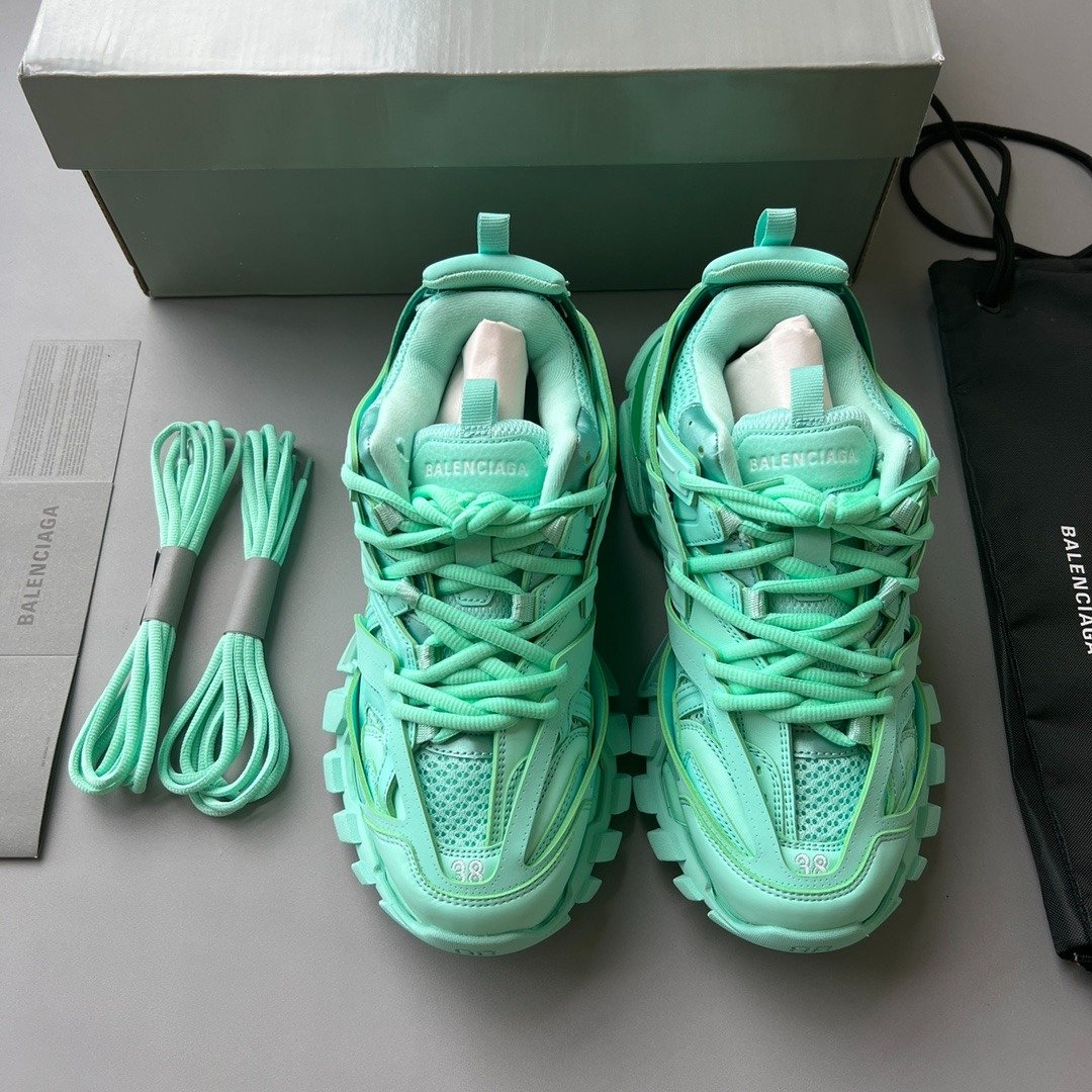 Track Sneaker