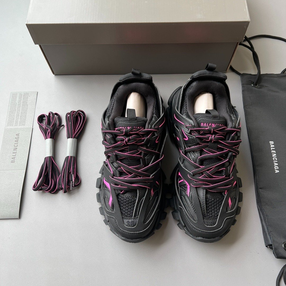 Track Sneaker