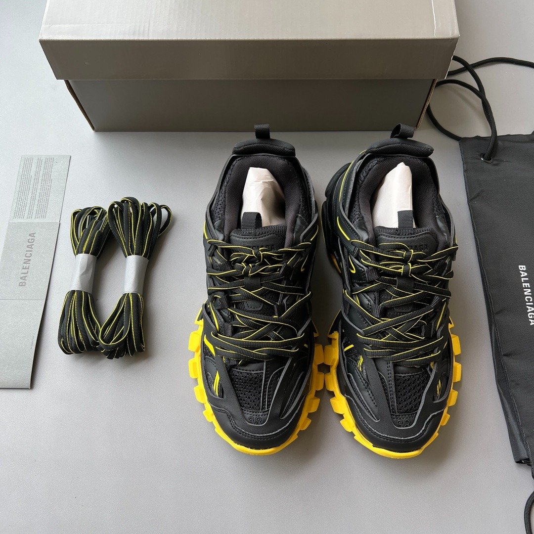 Track Sneaker