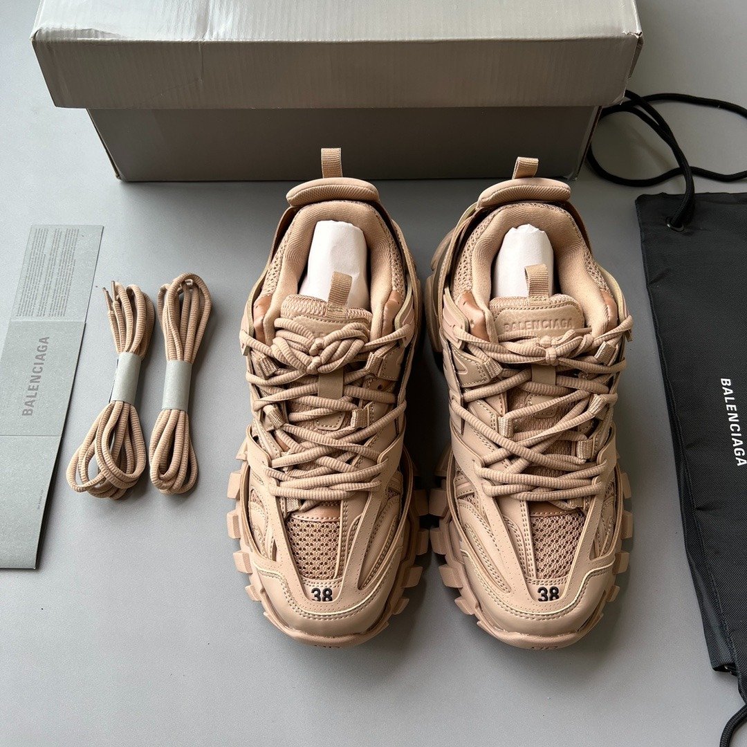 Track Sneaker