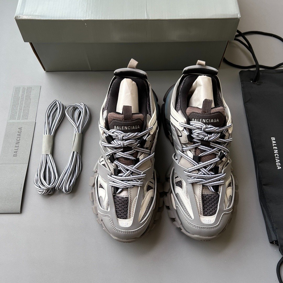 Track Sneaker
