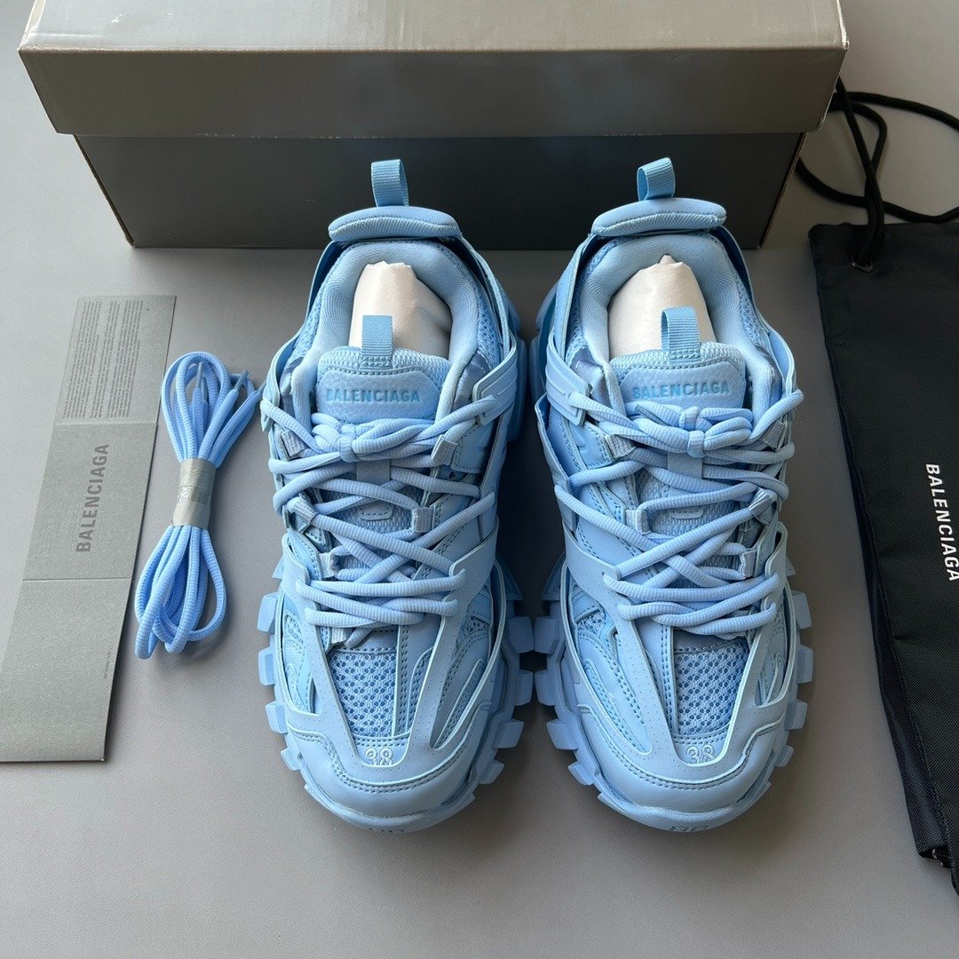 Track Sneaker