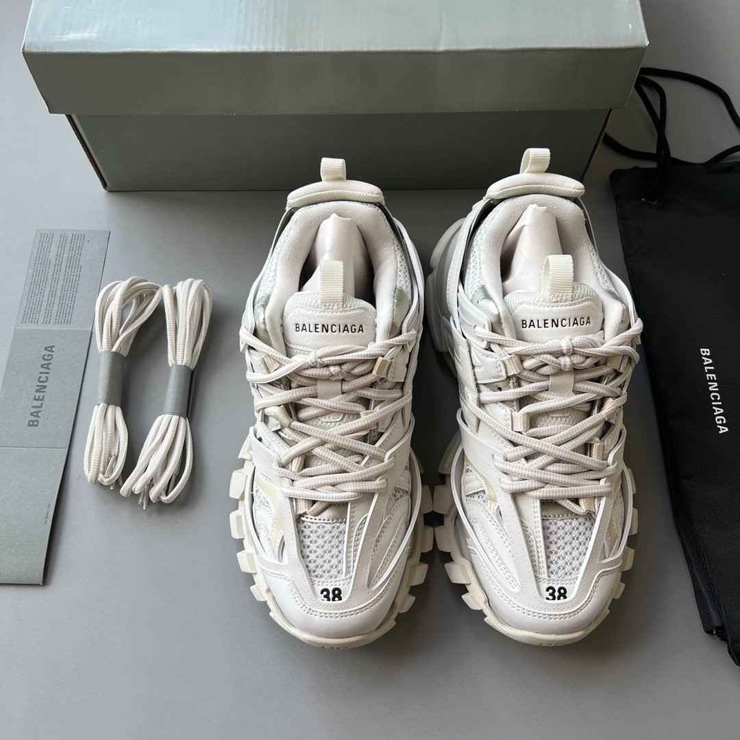 Track Sneaker