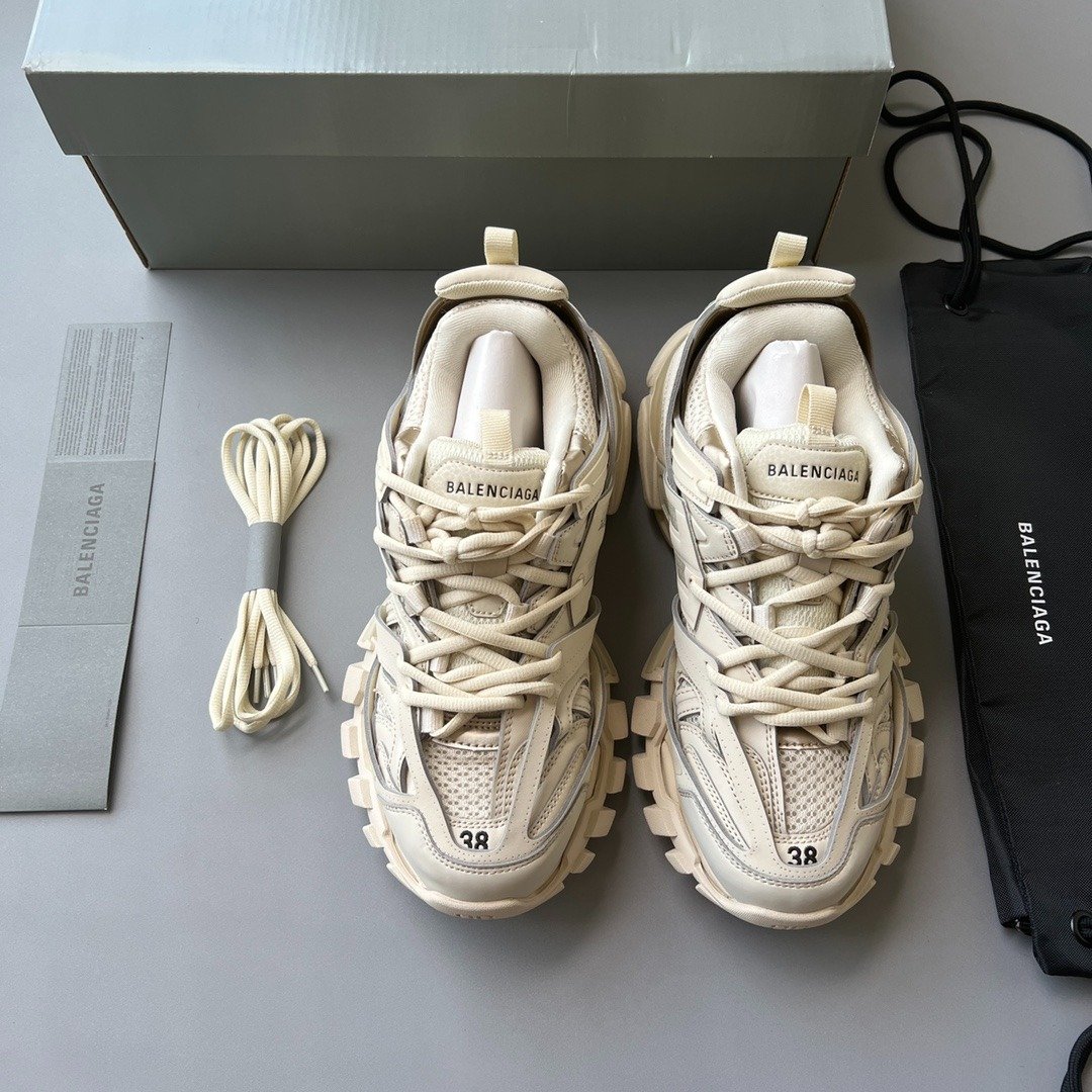 Track Sneaker