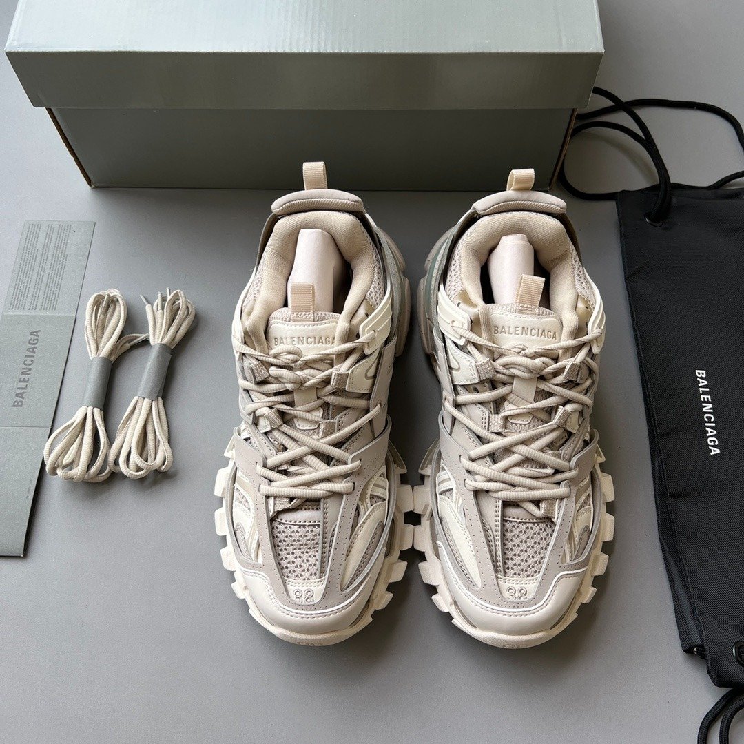 Track Sneaker