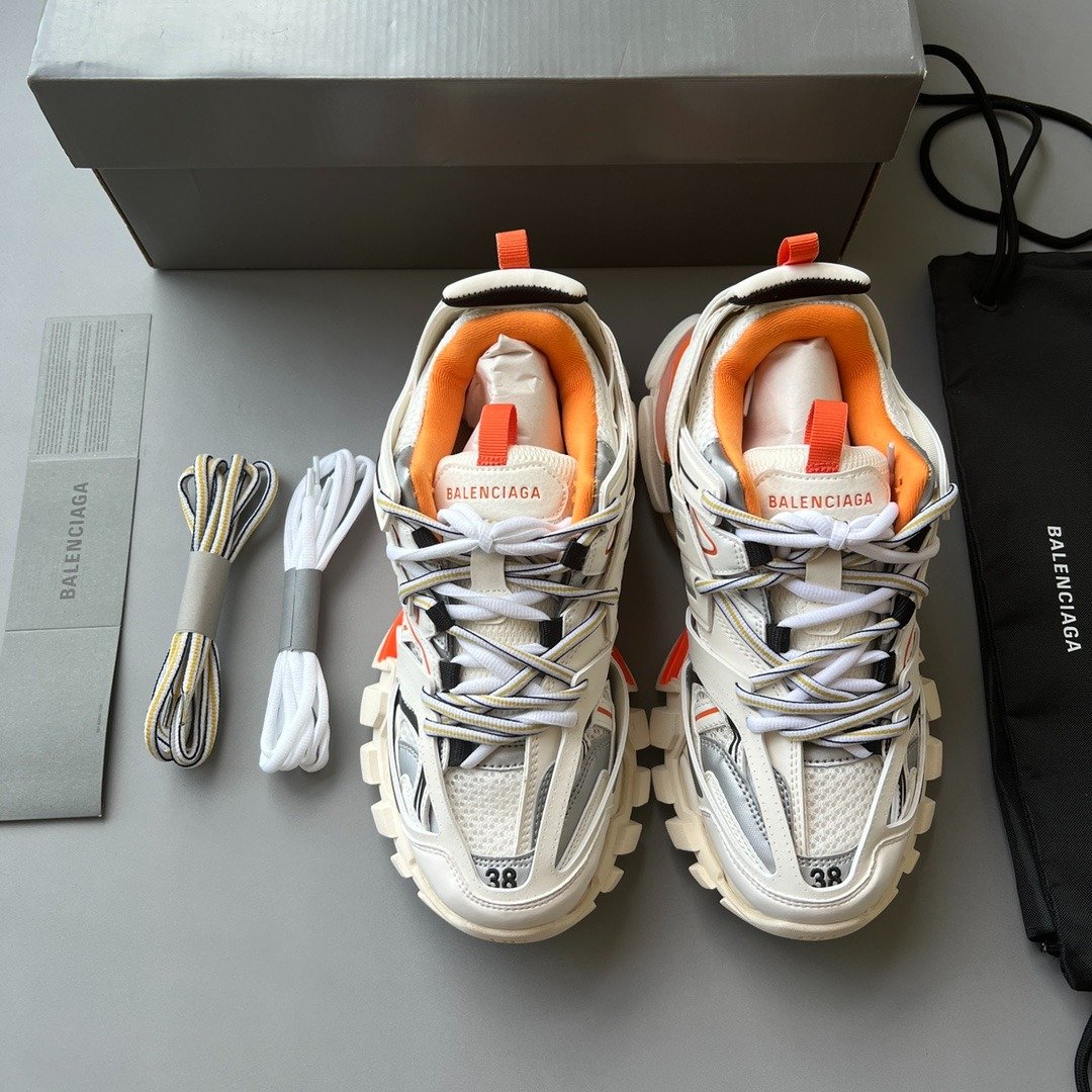 Track Sneaker