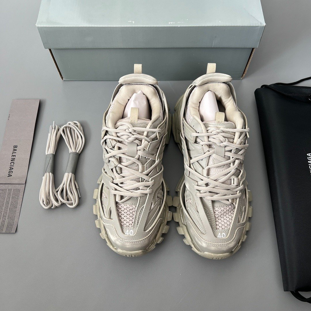 Track Sneaker