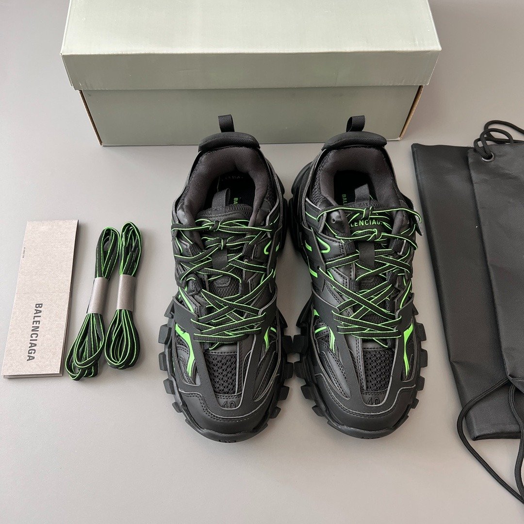 Track Sneaker