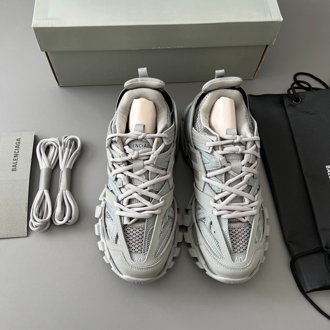 Track Sneaker