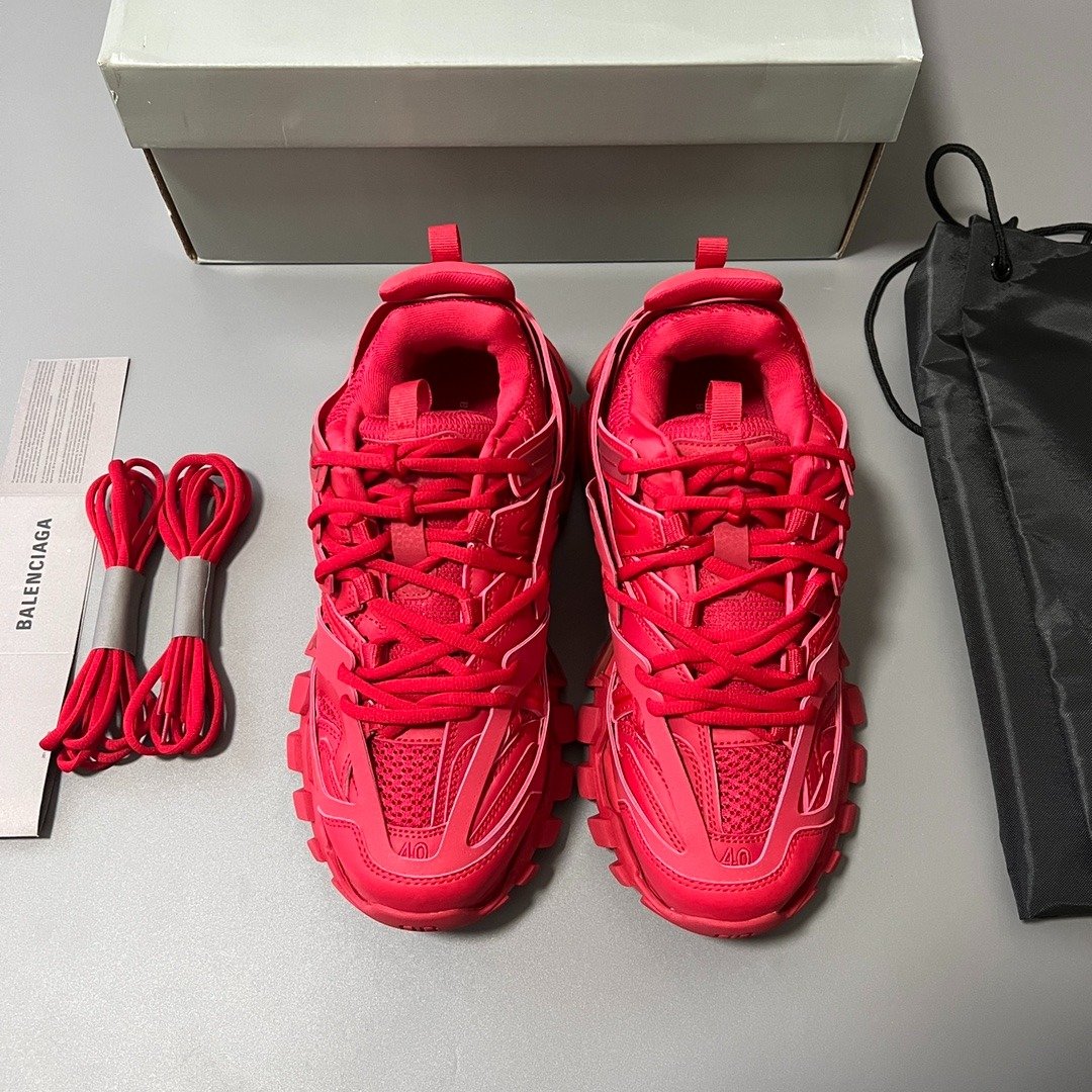 Track Sneaker
