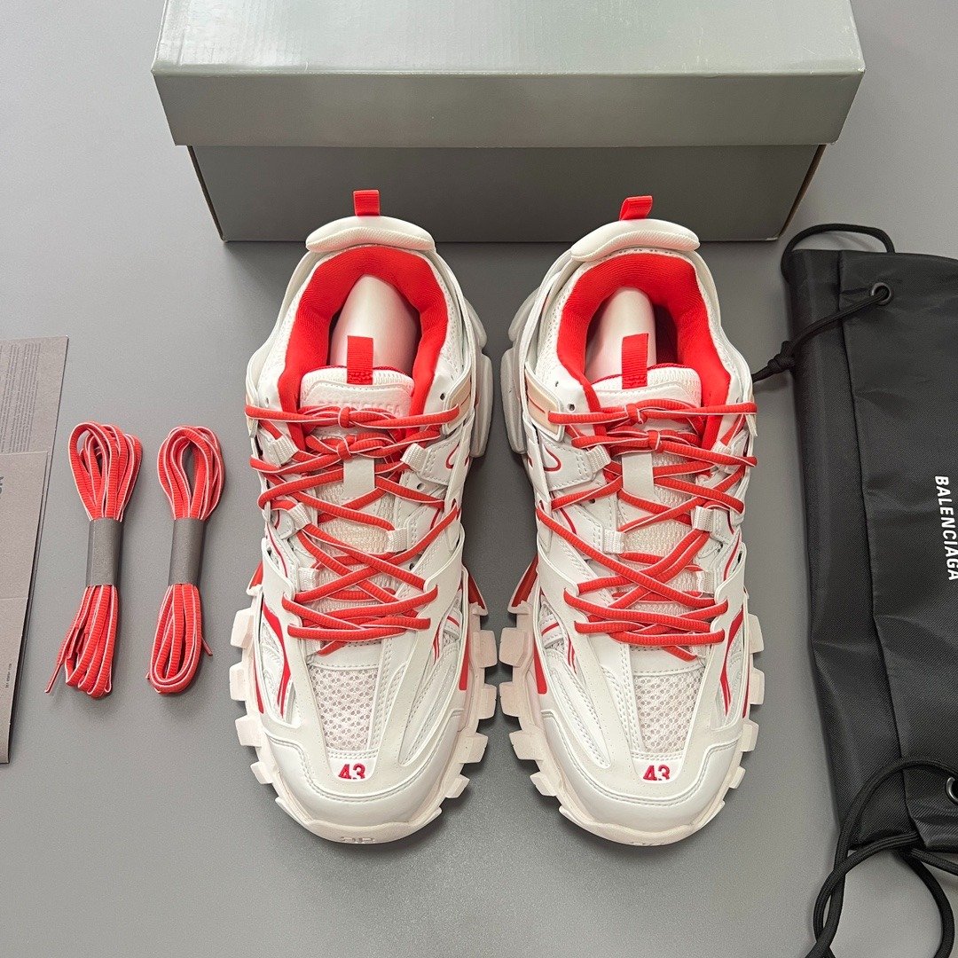 Track Sneaker