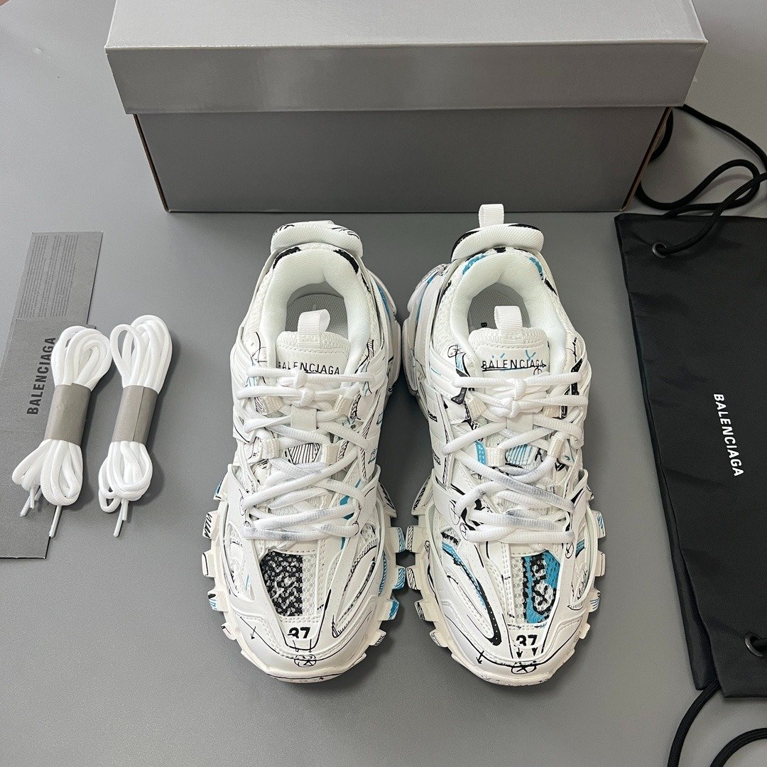 Track Sneaker