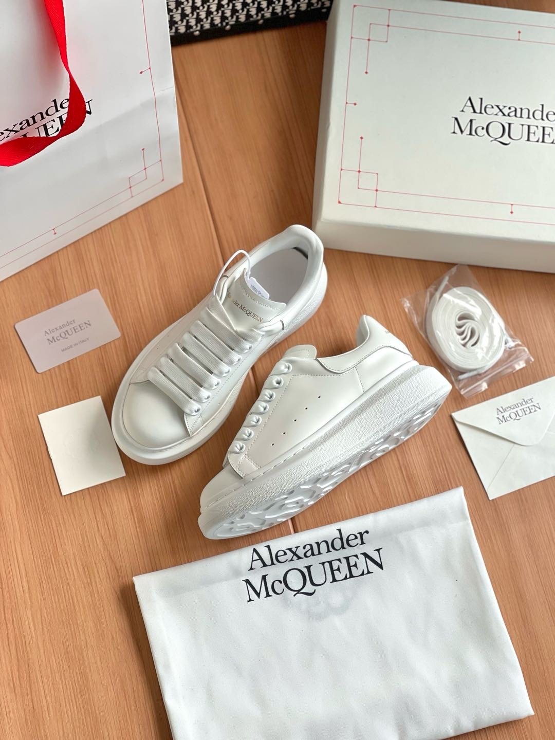 Oversized Sneaker