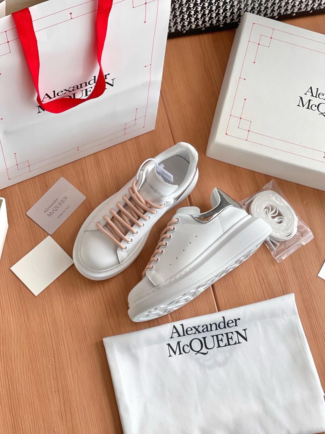 Oversized Sneaker
