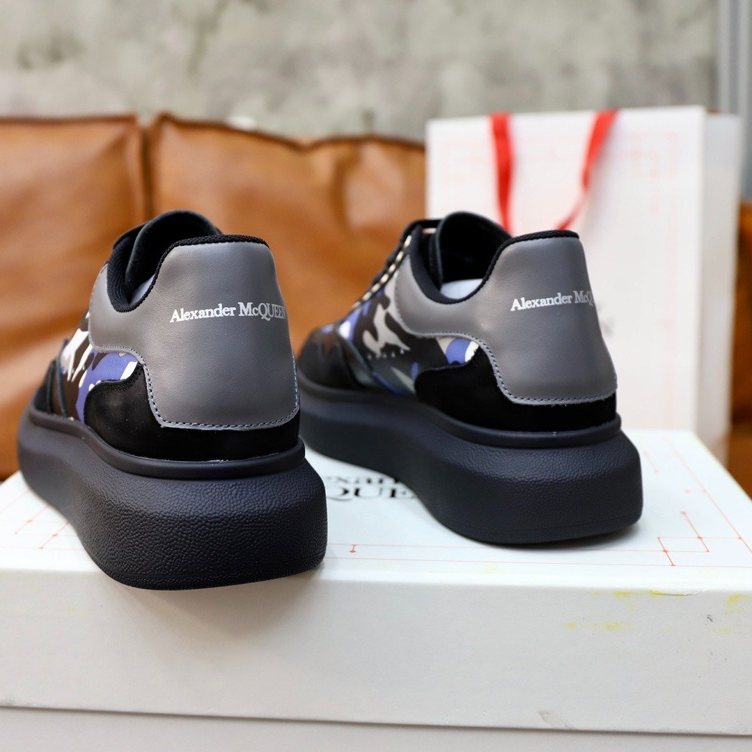 Oversized Sneaker - Image 6
